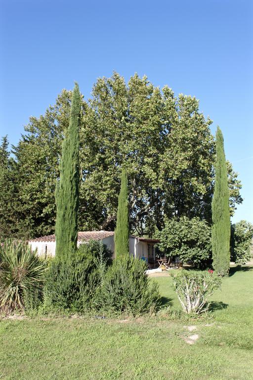 Bed and Breakfast Domaine De Fontbelle Graveson Exterior foto